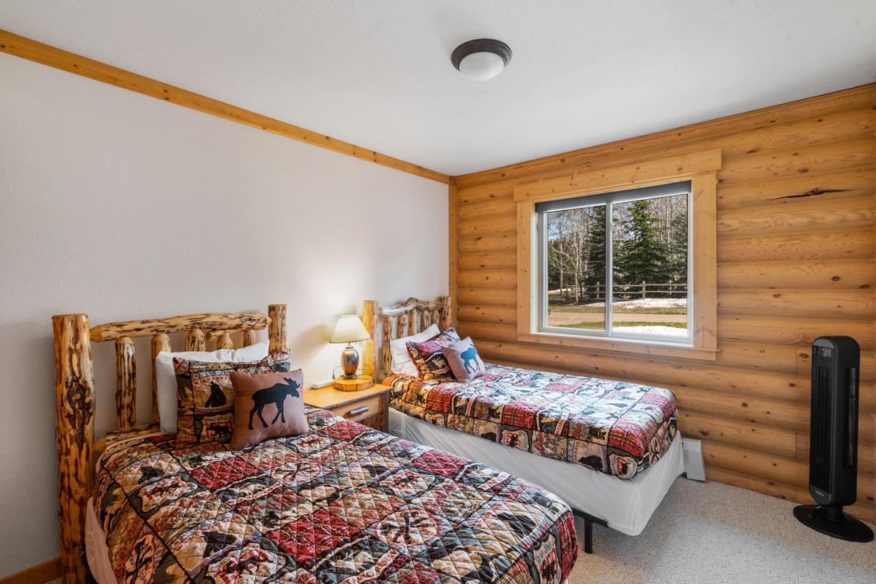 Lazy Fox Cabin 西黄石 外观 照片